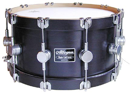 Picture and sound sample of an Allegra snare drum - 7 x 13 maple