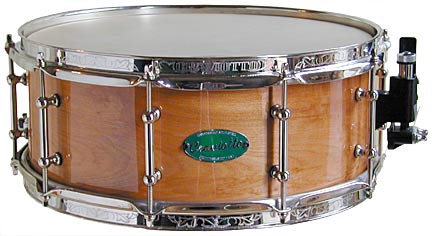 Picture and sound sample of a Craviotto snare drum - 5 x 14
	solid birch Timeless Timber