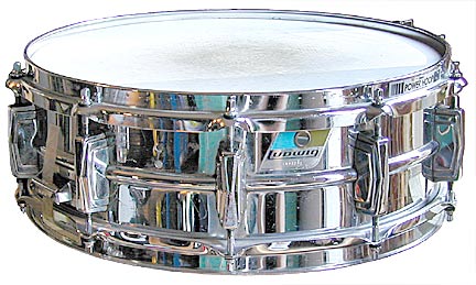 Picture and sound sample of a Ludwig chrome snare drum - 5 x 14