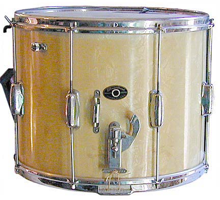 Picture and sound sample of a snare marching drum - 11 x 15 unknown wood