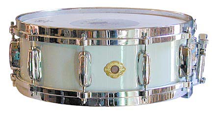 Picture and sound sample of a Slingerland snare drum - 5 x 14 wood